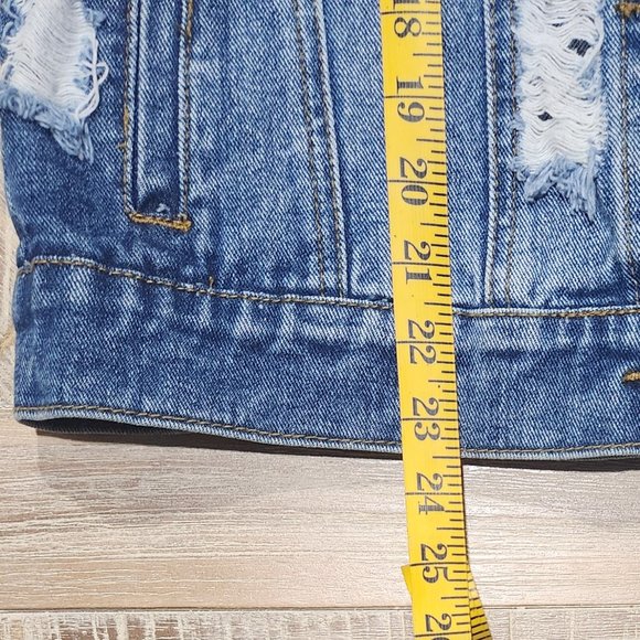 One-Of-A-Kind Custom Forever 21 Distressed Denim Vest Sz S - Picture 15 of 16